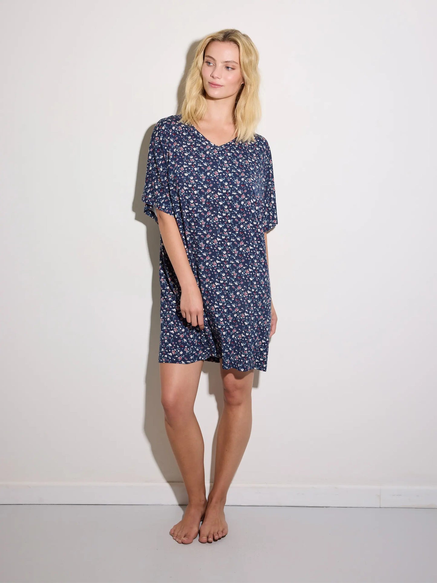 LILY T-SHIRT DRESS